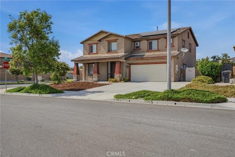 Photo of 13998 Agate Court, Eastvale, CA 92880 (MLS # AR26172583)