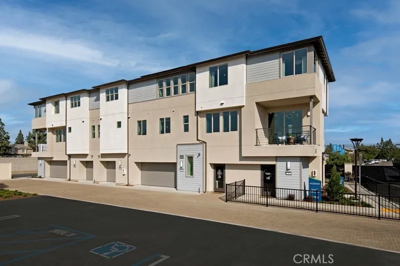1576 Lima Way 9