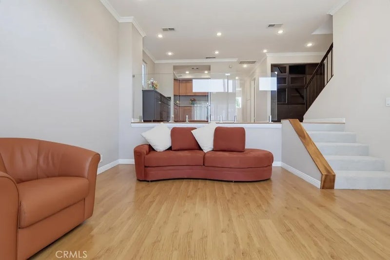 415 Sefton Avenue G