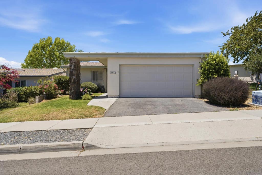 Photo of 3902 N Vista Campana #9, Oceanside, CA 92057 (MLS # 260014537)