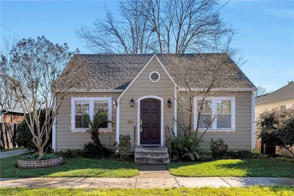 Photo of 467 E 8th Avenue, Chico, CA 95926 (MLS # SN26010937)