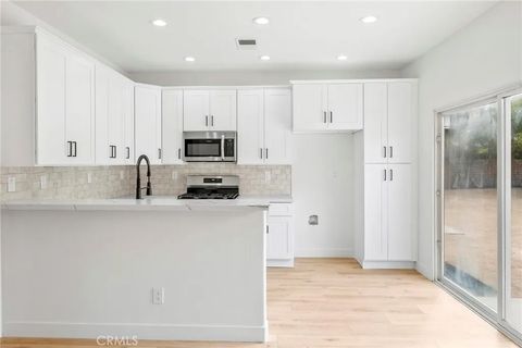 Tiny photo for 1533 Lorena Way, Palm Springs, CA 92262 (MLS # IG25259466)