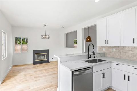 Tiny photo for 1533 Lorena Way, Palm Springs, CA 92262 (MLS # IG25259466)