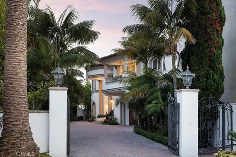 Photo of 71 Ritz Cove, Dana Point, CA 92629 (MLS # OC26126569)