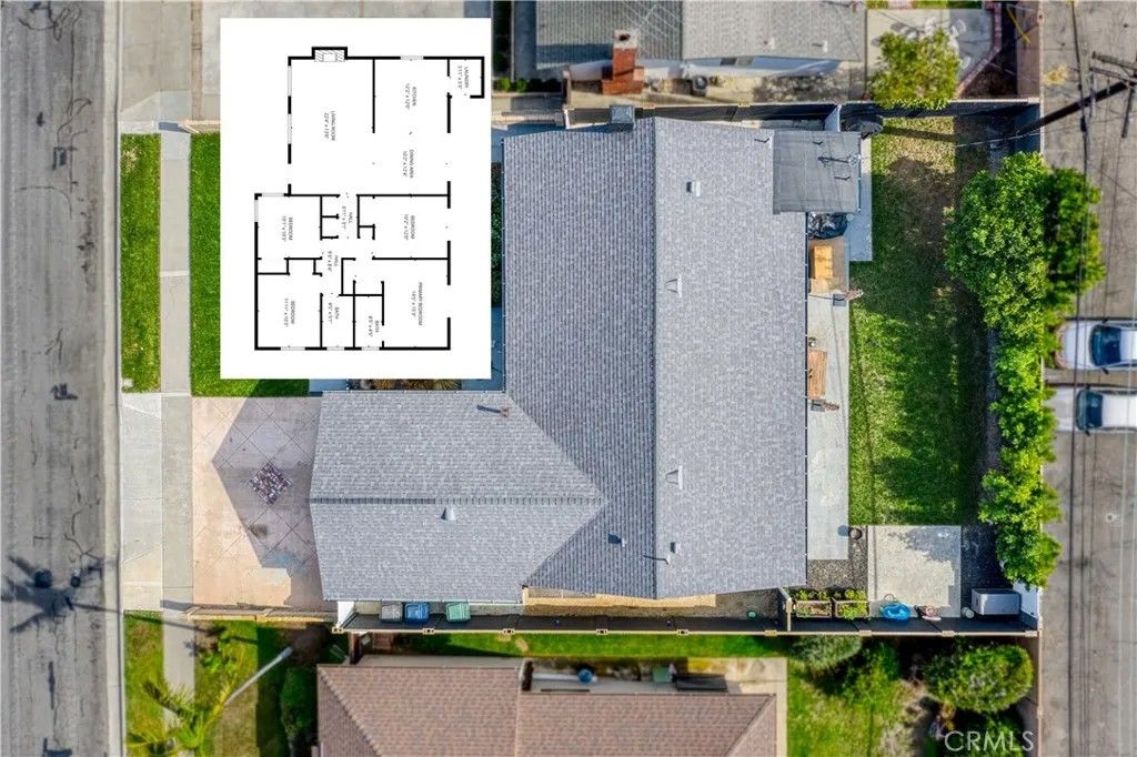 Photo of 6082 Royalist Dr, Huntington Beach, CA 92647 (MLS # OC25255779)