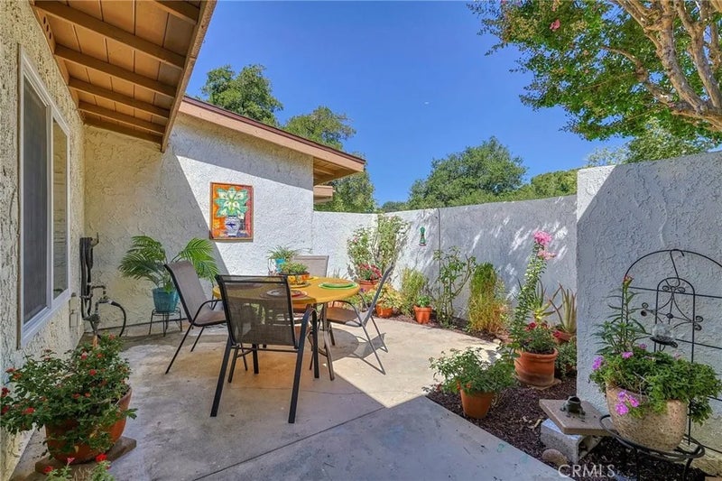 19368 Avenue Of The Oaks