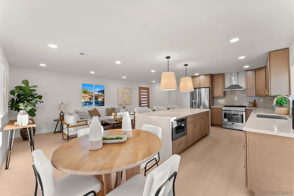 Photo of 4320 Mount Foster Ave, San Diego, CA 92117 (MLS # 260009078)