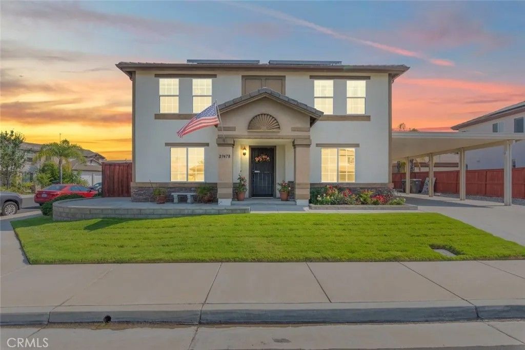 Photo of 27478 Sierra Madre Drive, Murrieta, CA 92563 (MLS # SW25152183)