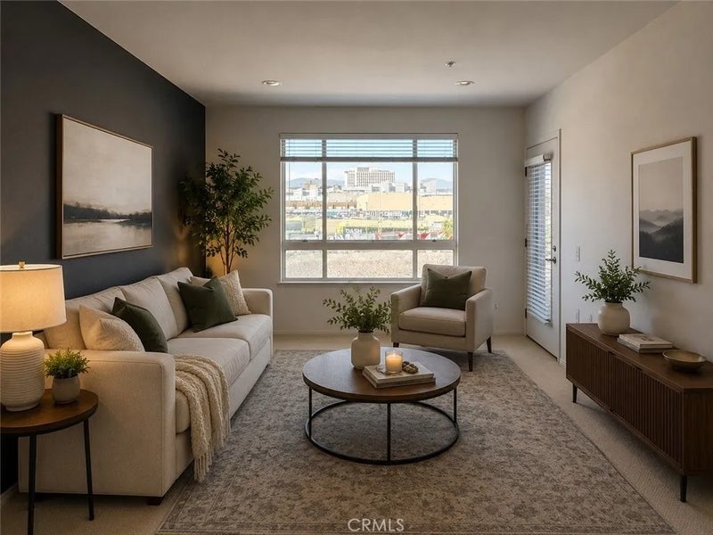 100 S Alameda 220