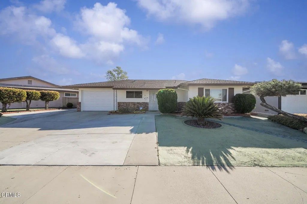 Photo of 510 S Lyon Avenue, Hemet, CA 92543 (MLS # P1-26512)
