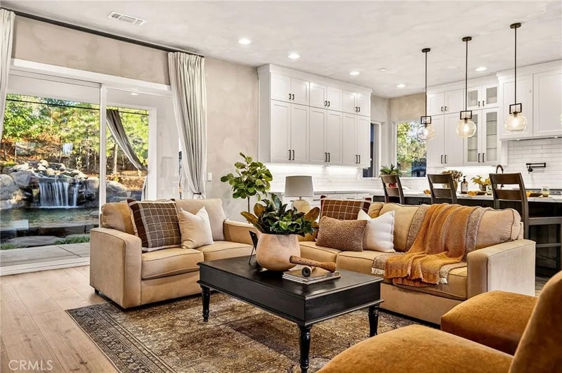 5772 Acorn Ridge Drive