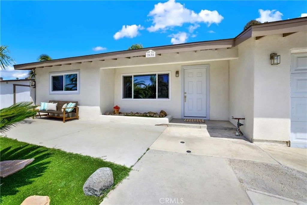 Photo of 2638 Lancelot Dr, Oceanside, CA 92054 (MLS # ND26095546)