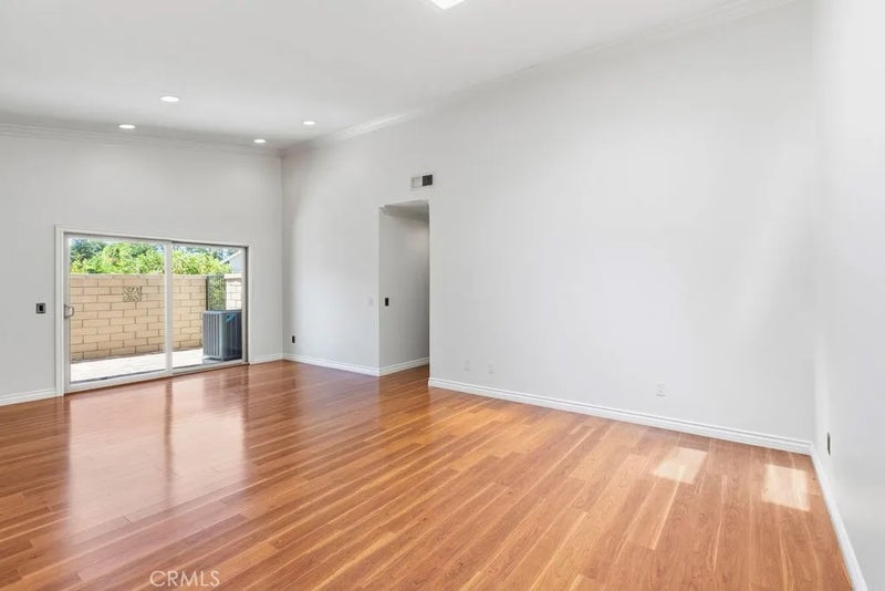 8565 Van Ness Circle 701A