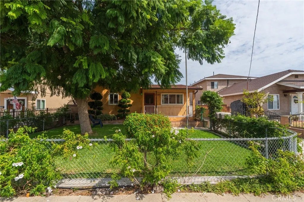 1345 W 219th