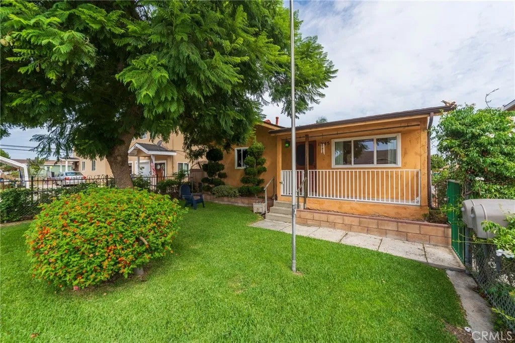 1345 W 219th