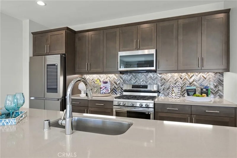 13897 Mesa View Drive