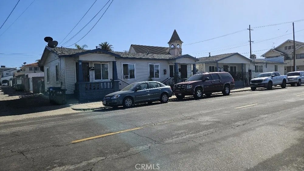 240 N Mesa