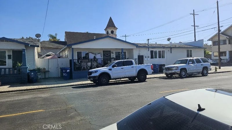 240 N Mesa