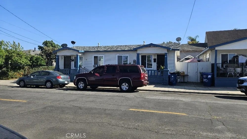 240 N Mesa