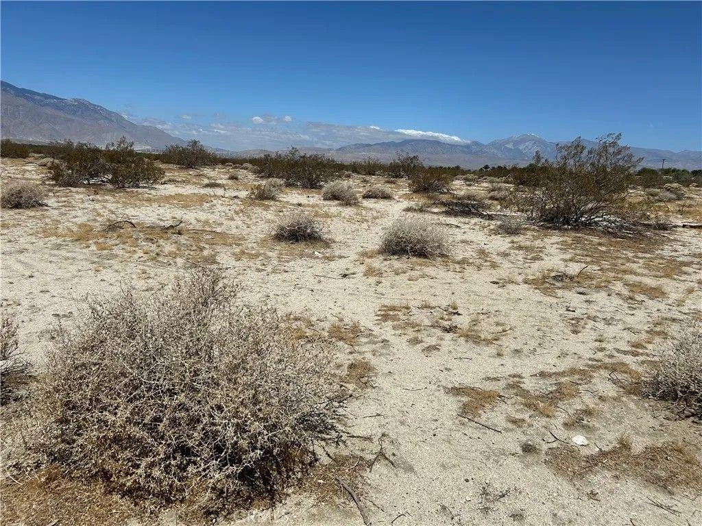 Photo of 0 18th, Desert Hot Springs, CA 92241 (MLS # IG25169008)