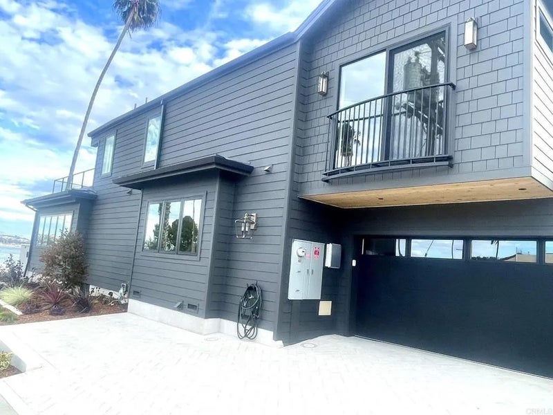 3444 Crown Point Drive 3444/3442