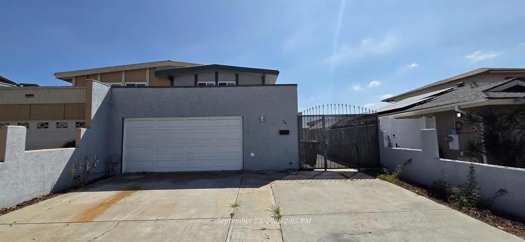 Photo of 74 Connoley Circle, Chula Vista, CA 91911 (MLS # PTP2607194)