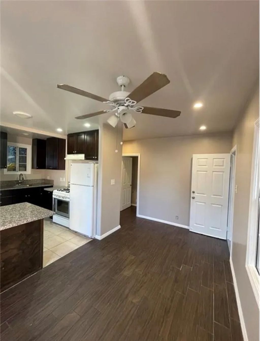 Photo of 590 W 3rd Street, San Pedro, CA 90731 (MLS # PW26046773)