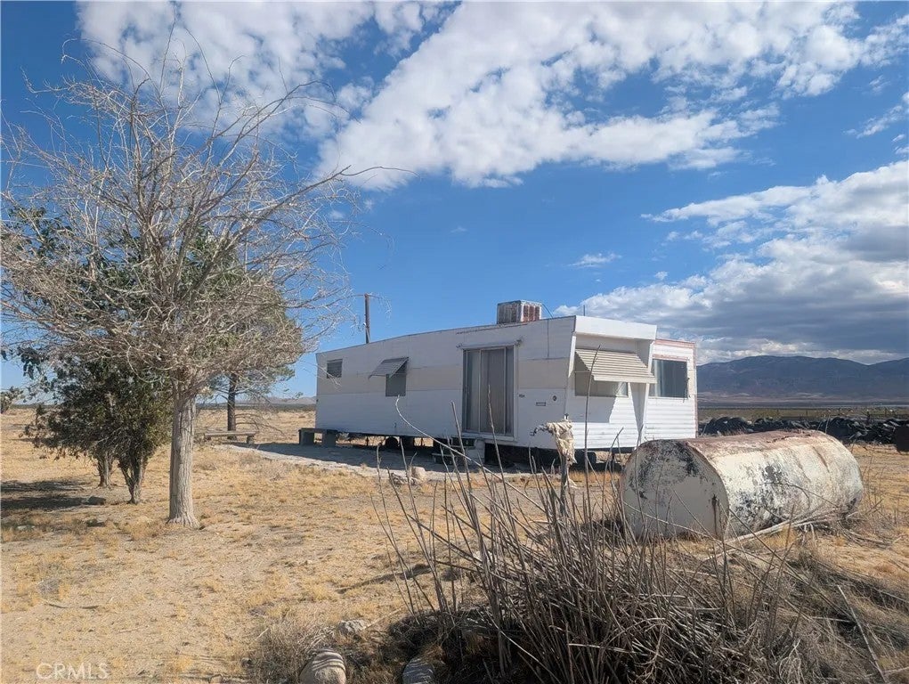 Photo of 0 Farelane, Lucerne Valley, CA 92356 (MLS # IV26220076)