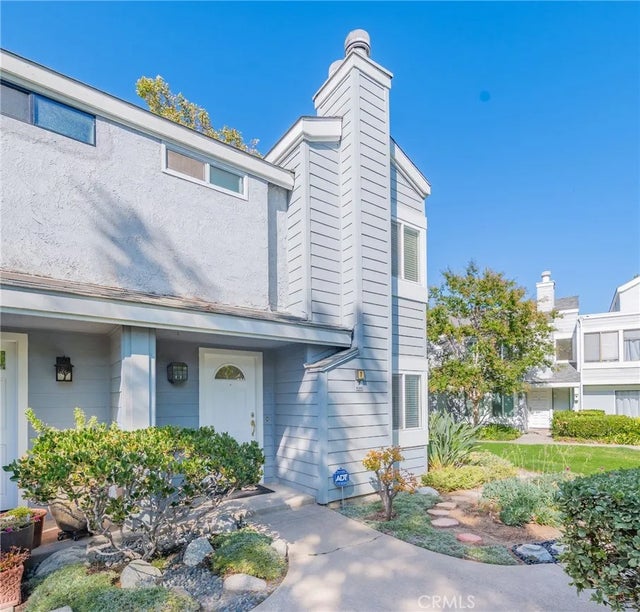 7 Wilking Dr., Irvine