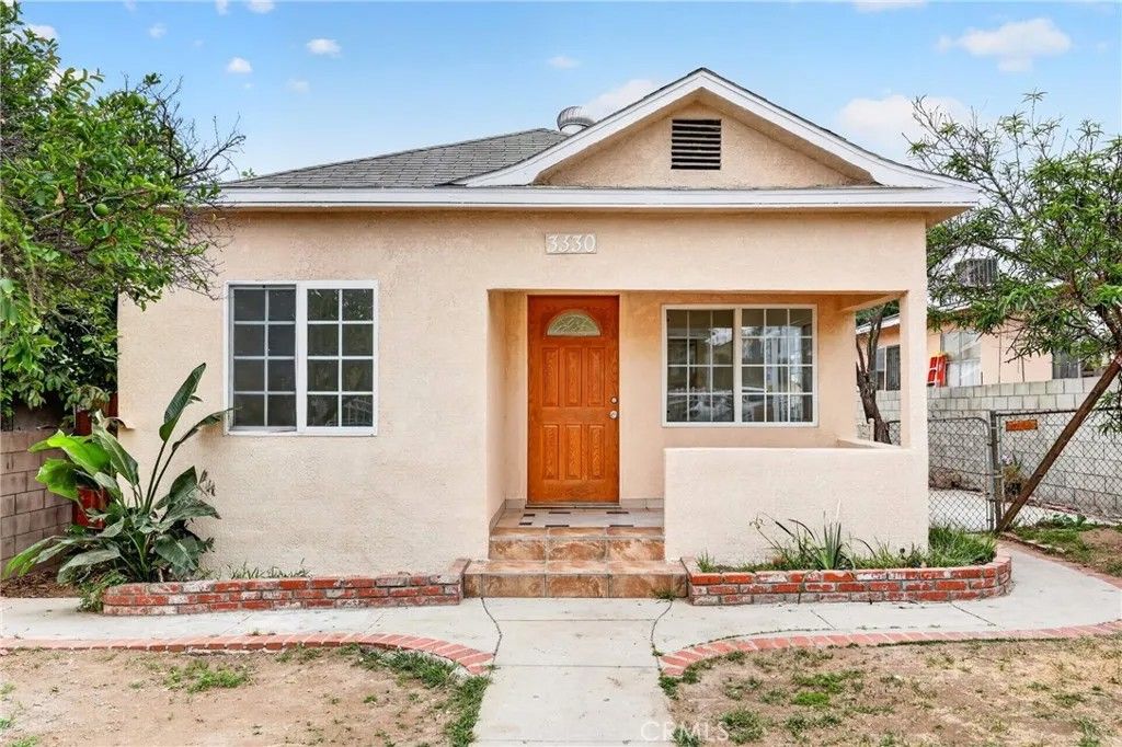 Photo of 3330 Gleason Ave, Los Angeles, CA 90063 (MLS # MB26087469)