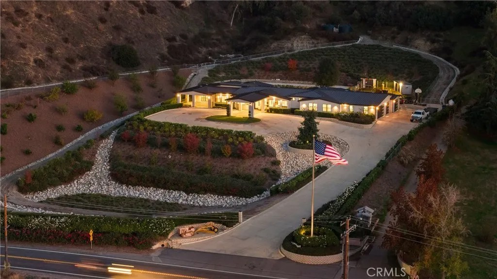 31615 Live Oak Canyon