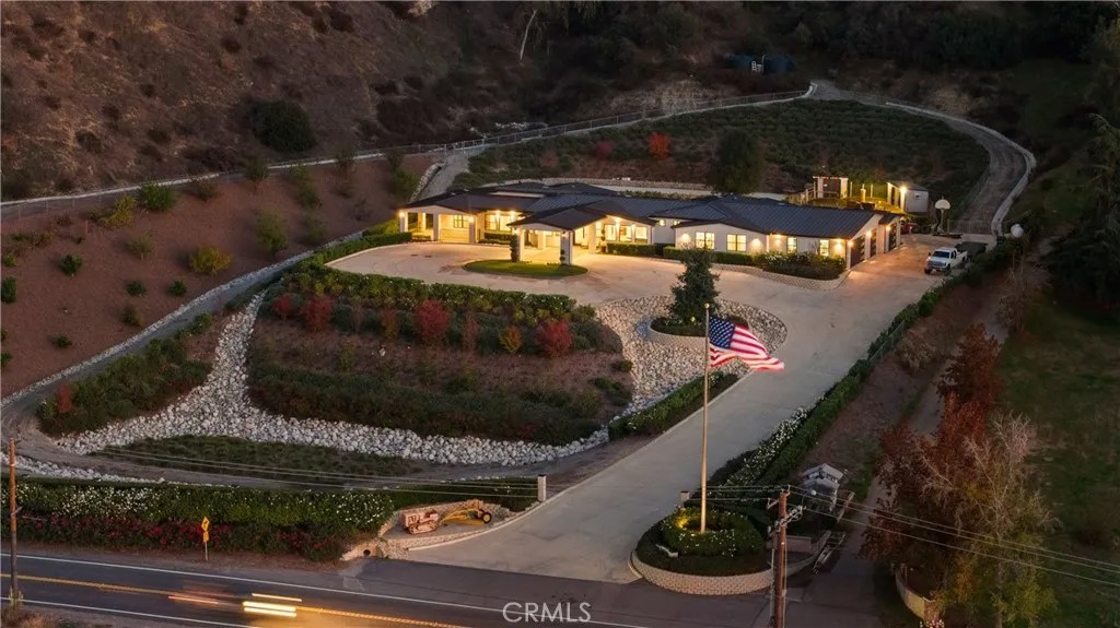 31615 Live Oak Canyon