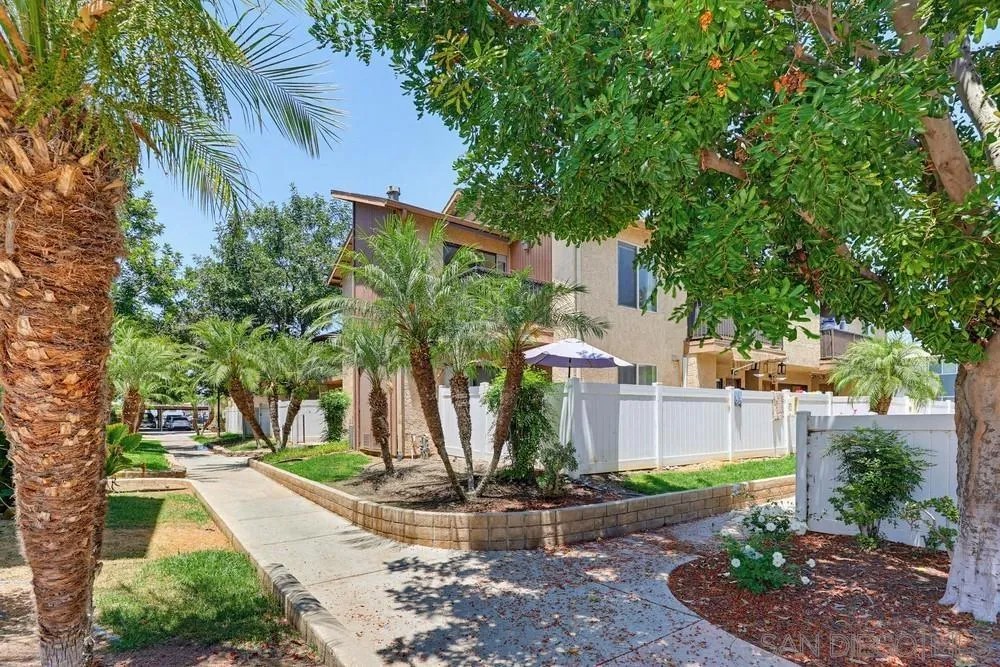 12710 Laurel St 113