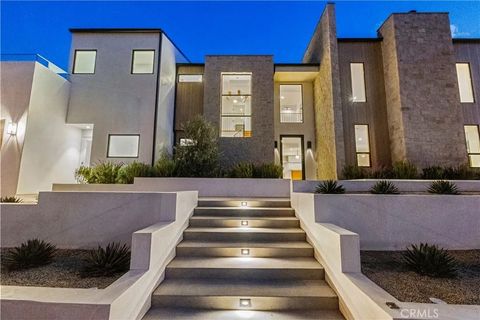 Tiny photo for 229 W Paseo De Cristobal, San Clemente, CA 92672 (MLS # OC25245331)