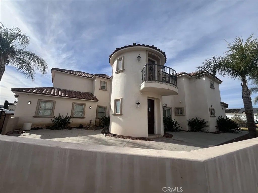 Photo of 40351 Heirloom Court, Murrieta, CA 92562 (MLS # TR26072002)