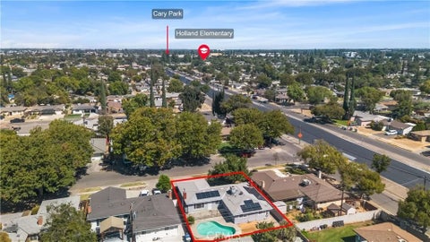 Tiny photo for 2432 E Richert AVE, Fresno, CA 93726 (MLS # MC26198633)