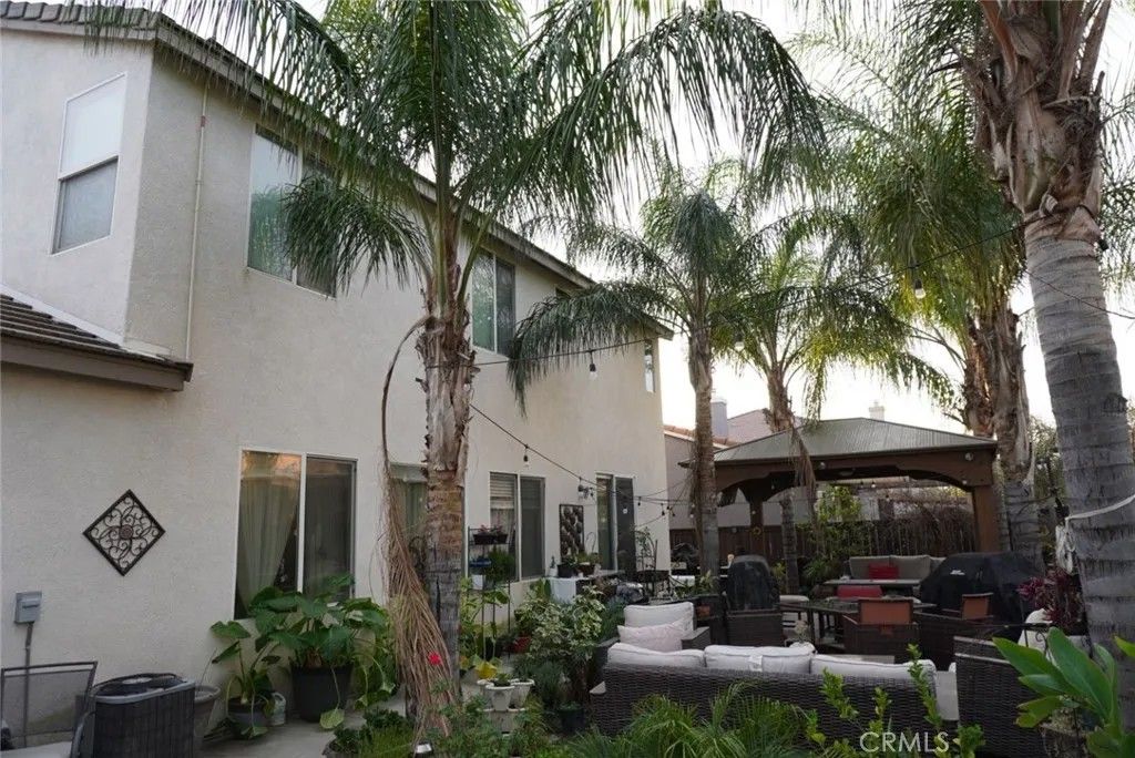 Photo of 1538 Cheshire Dr, Perris, CA 92571 (MLS # SW26015285)