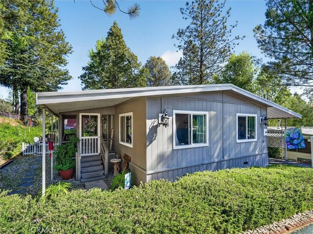 Photo of 39678 Road 425B #50, Oakhurst, CA 93644 (MLS # FR26076447)