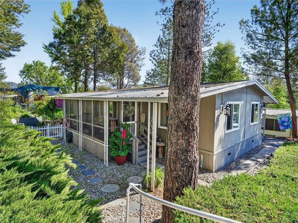 Photo of 39678 Road 425B #50, Oakhurst, CA 93644 (MLS # FR26076447)