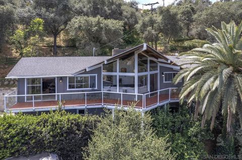 Photo of 2373 Carroll Ln, Escondido, CA 92027 (MLS # 260009183)