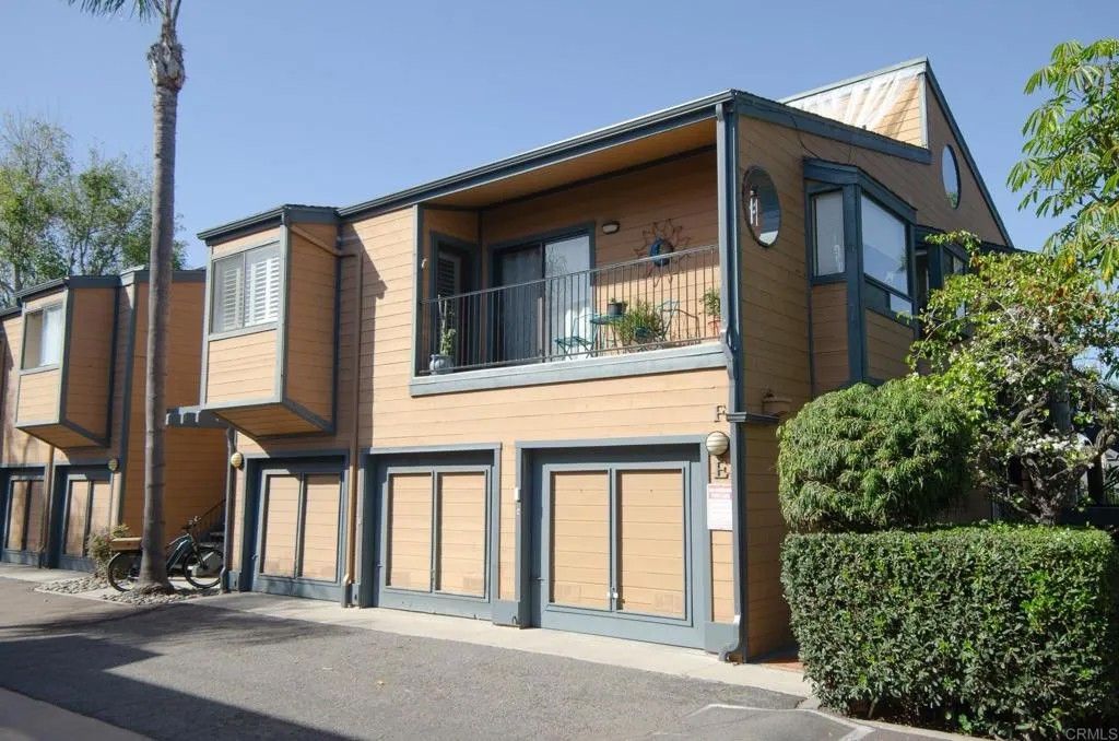 Photo of 812 Kalpati Cir APT E Cir, Carlsbad, CA 92008 (MLS # NDP2601026)