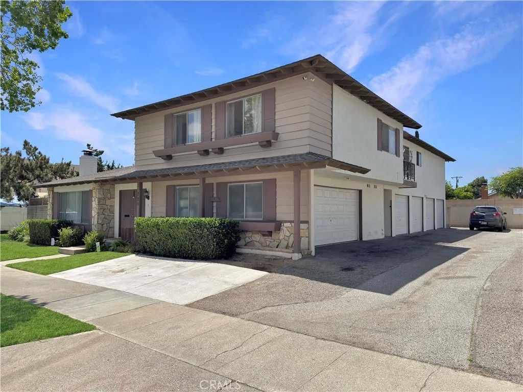 Photo of 720 N Adele Street, Orange, CA 92867 (MLS # OC26088586)