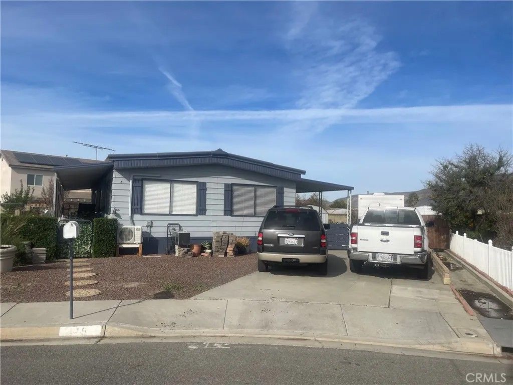 Photo of 175 N Manzanita Court, San Jacinto, CA 92582 (MLS # TR25280454)