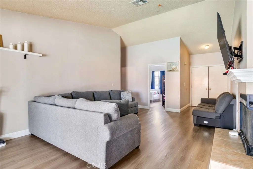25067 Hazelwood Circle