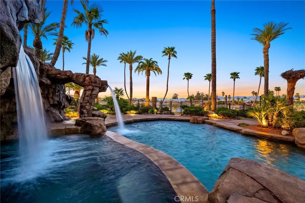 3670 Riverview Terrace