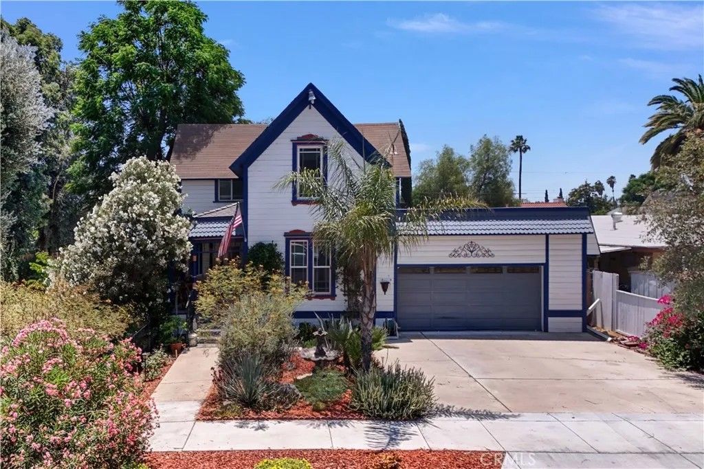 Photo of 239 W 7th Street, Perris, CA 92570 (MLS # IG25148635)