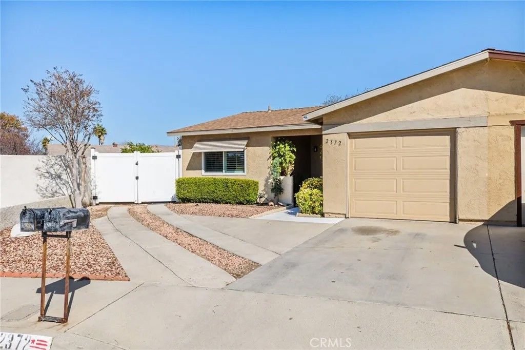 Photo of 2372 Antigua Court, Hemet, CA 92545 (MLS # SW26021175)