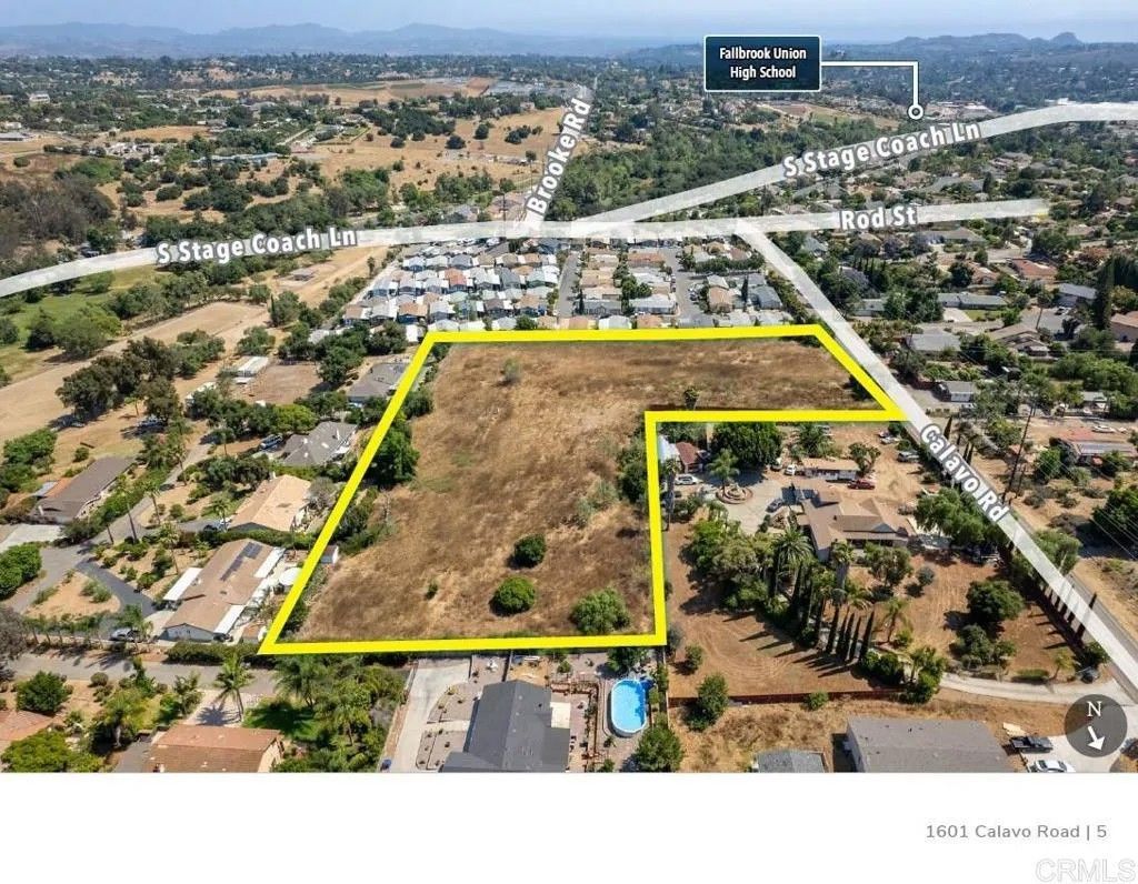 Photo of Calavo, Fallbrook, CA 92028 (MLS # NDP2407353)