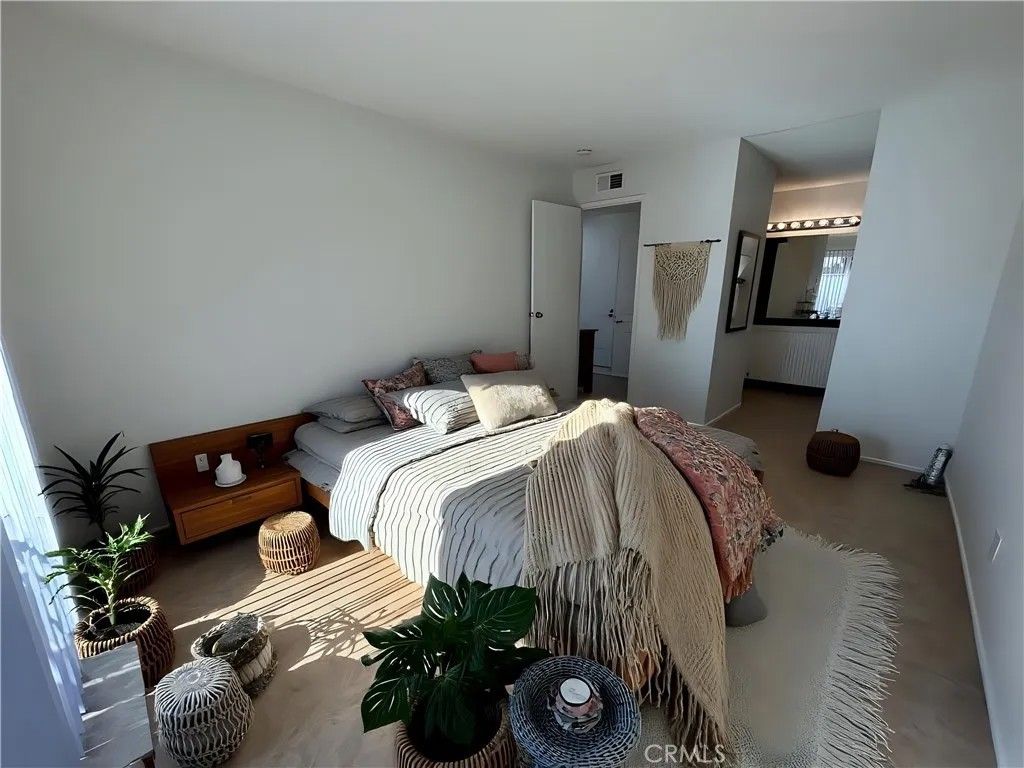 Photo of 51099 Eisenhower Dr #F, La Quinta, CA 92253 (MLS # NP26045164)