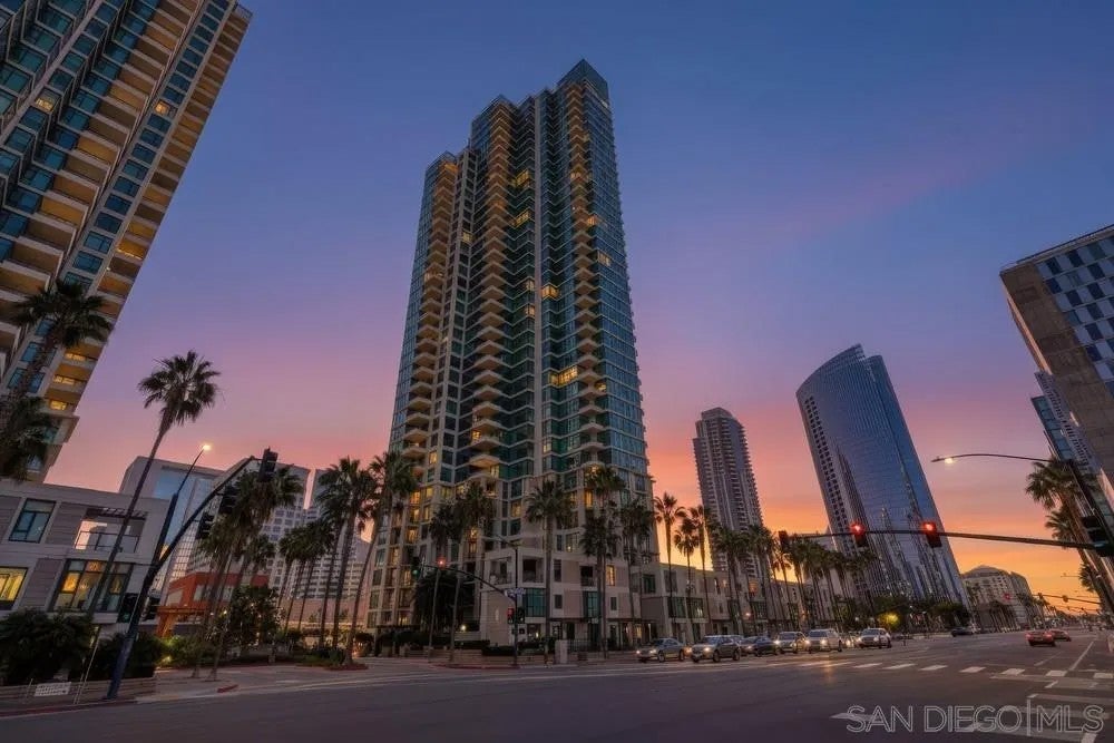 Photo of 1199 Pacific HWY #1305, San Diego, CA 92101 (MLS # 260025186)